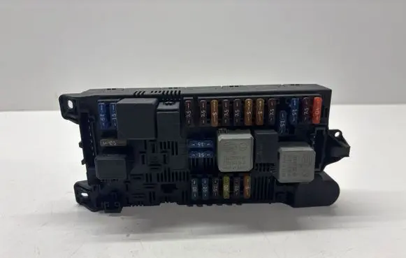 Mercedes-Benz E W211 SAM control unit 2115453901