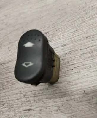 Ford Focus Electric window control switch 14529CB