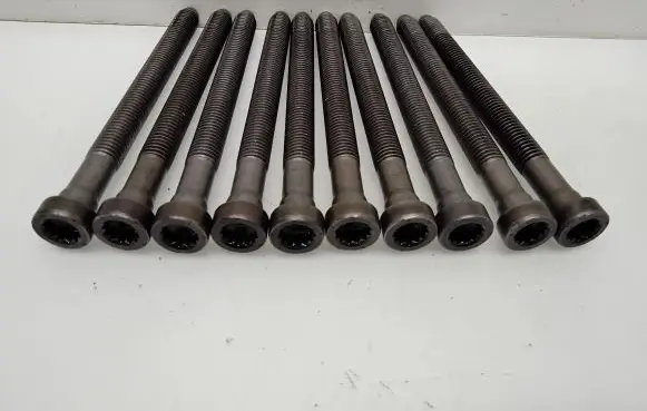 Volkswagen Crafter Cylinder head bolts 