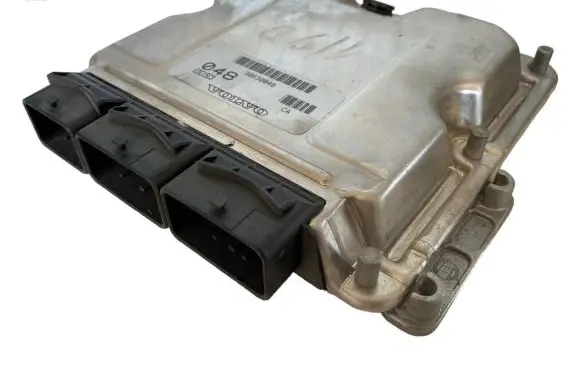 Volvo S40, V40 Engine control unit/module 8200126494 28SA5006 0281010441