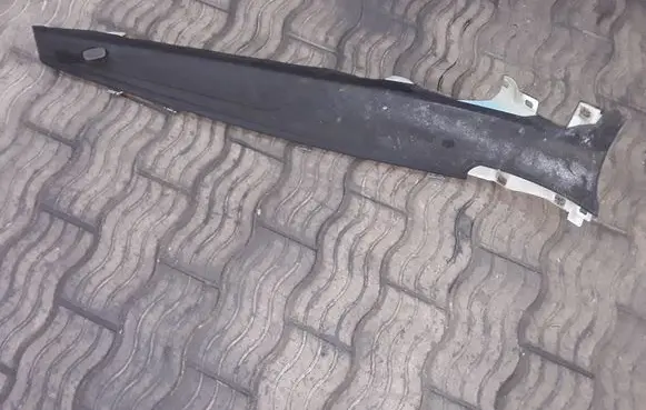 Mercedes-Benz S W221 (C) pillar trim A2216900825 A2216905125