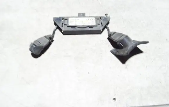 Audi A6 S6 C5 4B Alarm control unit/module 4B0951177
