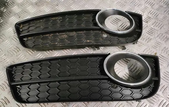 Audi A5 8T 8F Front fog light trim/grill 8t0807681