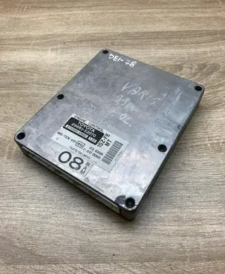 Toyota Yaris Engine control unit/module ECU 8966152070 2110005980