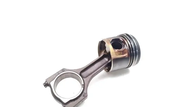 BMW 3 E90 E91 Piston with connecting rod N47D20C
