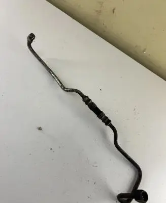 Mitsubishi Space Wagon Fuel line pipe