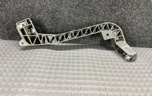 Mercedes-Benz GL X166 Radiator support slam panel bracket A1666263731