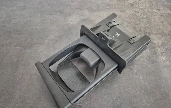 Toyota Hilux (AN10, AN20, AN30) Cup holder 556150K010