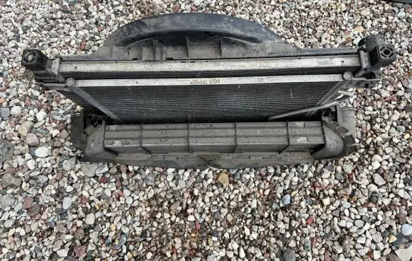 Mercedes-Benz C W203 Radiator set A2035000503 A2035000854 A2035001593