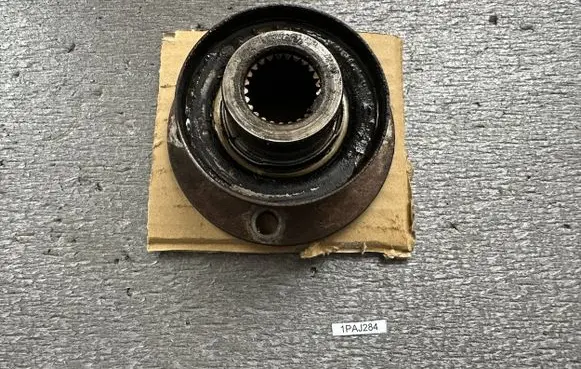Mitsubishi Pajero Prop shaft universal joint MB569373