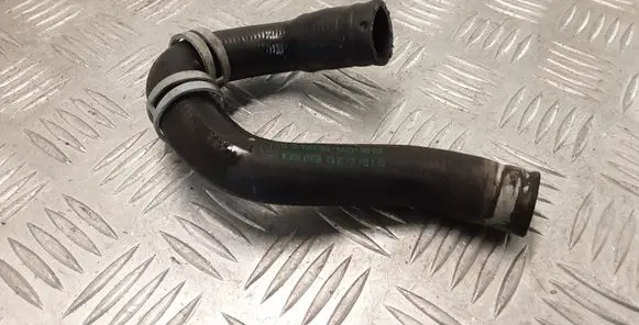 Mercedes-Benz R W251 Engine coolant pipe/hose A2515013582