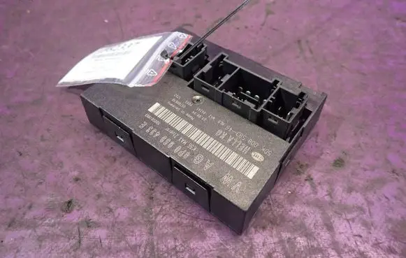 Audi A3 S3 A3 Sportback 8P Central body control module 