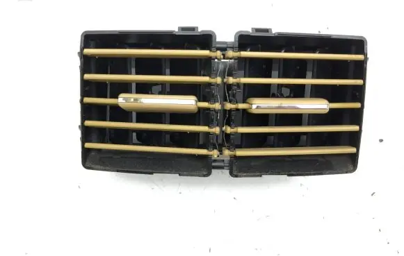 Mercedes-Benz ML W164 Rear air vent grill A1648300454
