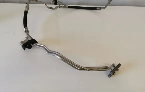 BMW X5 E70 Air conditioning (A/C) pipe/hose 9187635