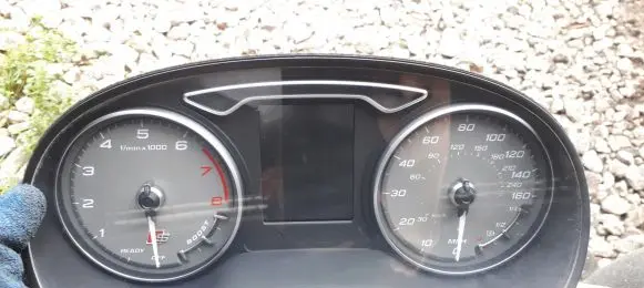 Audi SQ2 GA Speedometer (instrument cluster) 81A920956