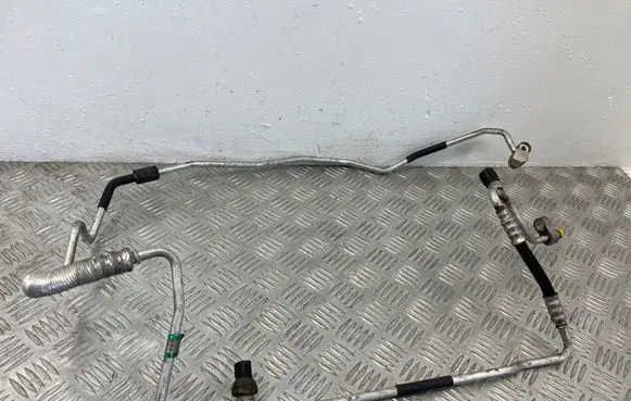 BMW 3 E90 E91 Air conditioning (A/C) pipe/hose 6952992 6951639
