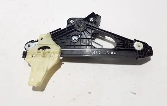 Renault Megane E-Tech Rear window lifting mechanism without motor 827201074R