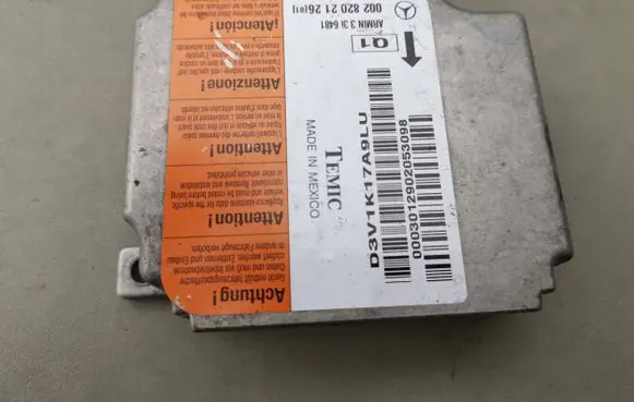 Mercedes-Benz E W210 Airbag control unit/module 0028202126 D3V1K17A9UU 0003022902053098