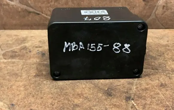 Mercedes-Benz E C207 W207 Central locking vacuum pump A0008003348