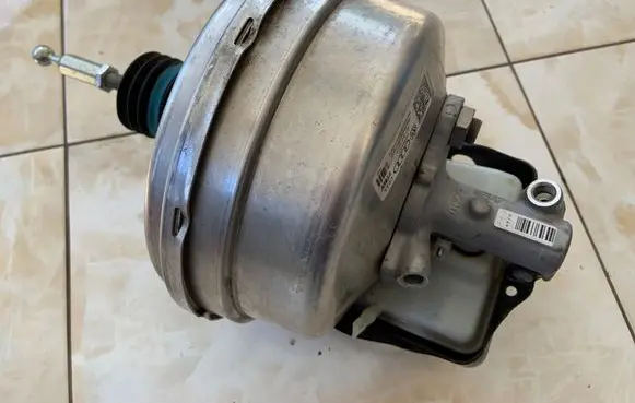 Audi A6 S6 C7 4G Brake booster 4G1612103G