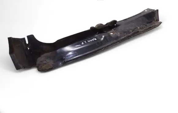 Fender end trim
