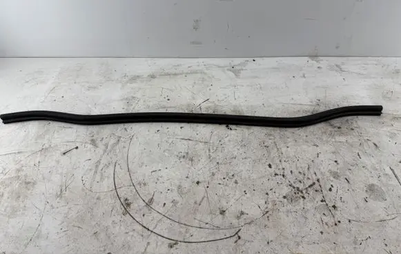 Audi Q2 - Engine compartment rubber 8V0823723