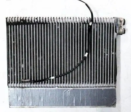 Toyota Land Cruiser (J120) Coolant radiator
