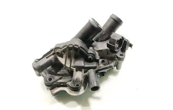 Volkswagen Polo V 6R Water pump 04E121600AL 04E121042