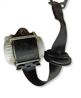 BMW 3 E90 E91 Front seatbelt 33035173