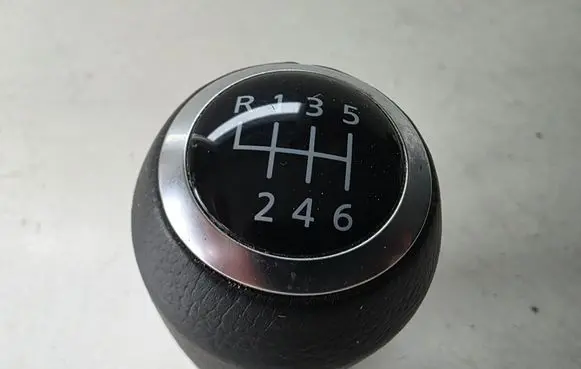 Nissan Juke II F16 Gear lever shifter trim leather/knob 