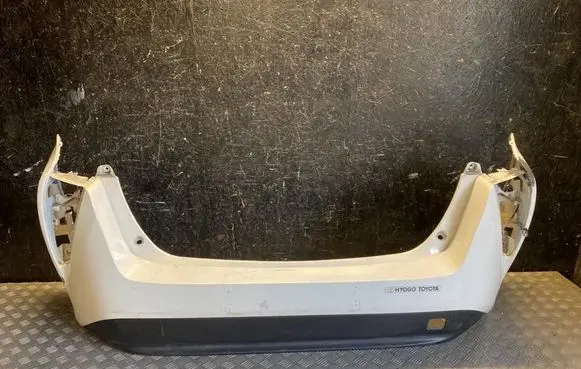 Toyota Prius (XW50) Rear bumper