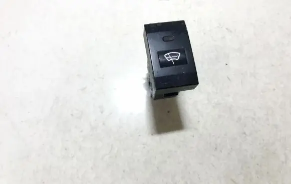 KIA Sorento Windscreen/window heater switch 864w030004