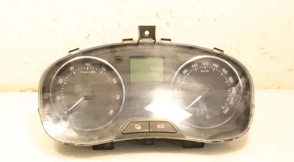 Skoda Fabia Mk2 (5J) Clock 
