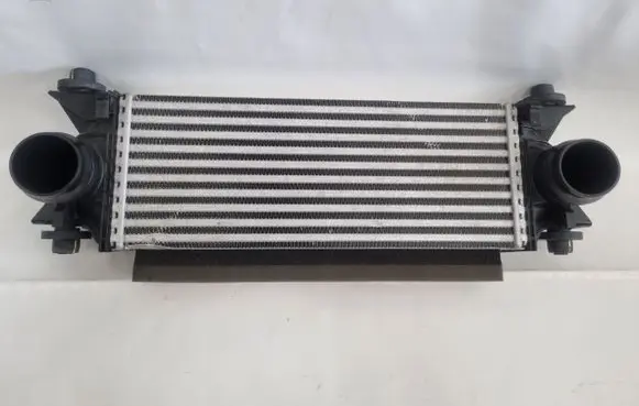 Ford Ranger Intercooler radiator MB3G8D824CD