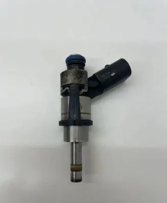 Audi A6 S6 C6 4F Fuel injector 06F906036G