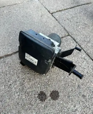 BMW 5 E60 E61 ABS Pump 6783360 6783362
