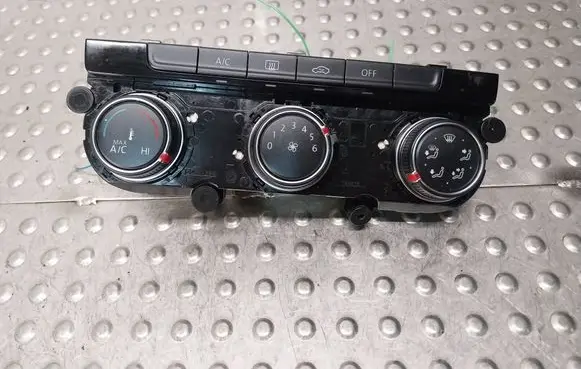 Volkswagen Golf VII Climate control unit 5G0907426M