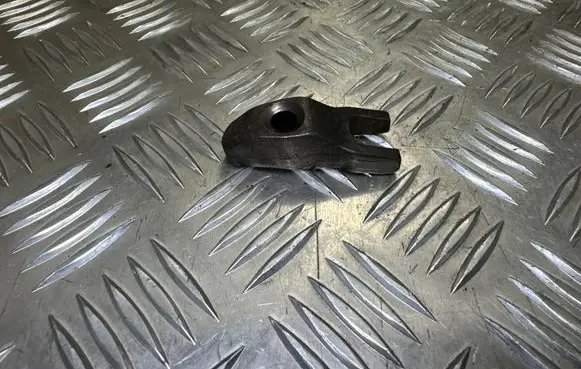 KIA Ceed Fuel Injector clamp holder