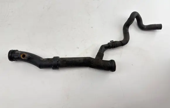 Volkswagen PASSAT B7 Engine coolant pipe/hose 03C121065F