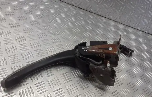 Toyota Auris 150 Hand brake release handle 19660A00