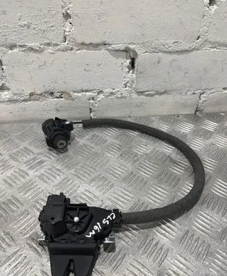 Mercedes-Benz CLS C218 X218 Tailgate/trunk/boot lock/catch/latch A2047500485
