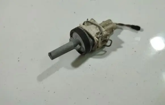 Volkswagen PASSAT B5.5 Interior temperature sensor 