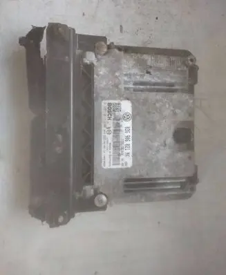 Volkswagen PASSAT B6 Engine control unit/module 03G906021NK 1039S17241 0281013440