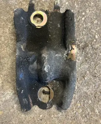 Peugeot 307 CC Sway bar bush bracket, front 