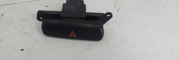 Mitsubishi Carisma Hazard light switch MrII4083