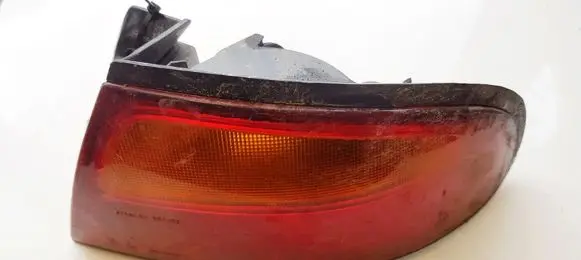 Mazda 323 F Rear/tail lights
