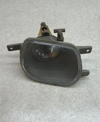 Volvo XC90 Front fog light 31111182 7258
