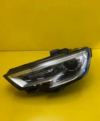 Audi A3 S3 8V Headlight/headlamp 8V0941005E