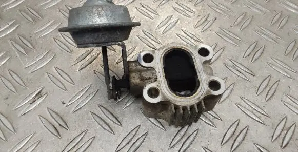 Toyota Corolla Verso AR10 Vacuum valve 