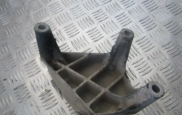 Opel Corsa C Engine mounting bracket 9127490 461117160